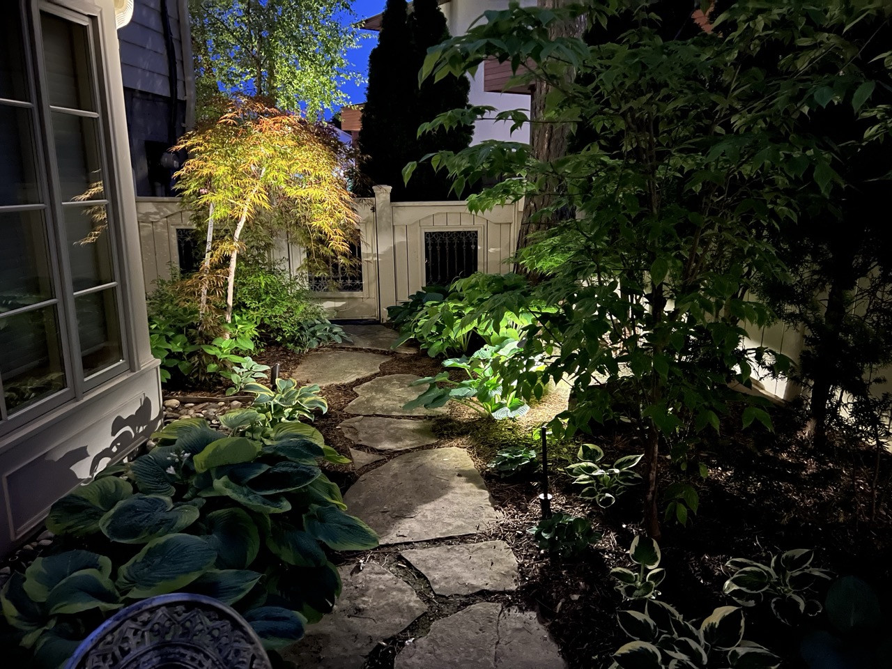 landscape LED lighting contractors near me