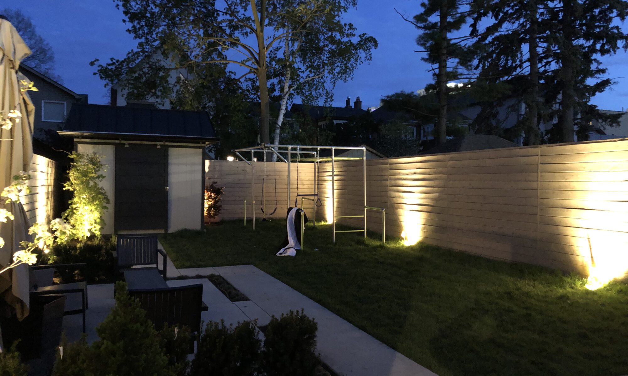 Landscape LED lighting Contractors Near Me