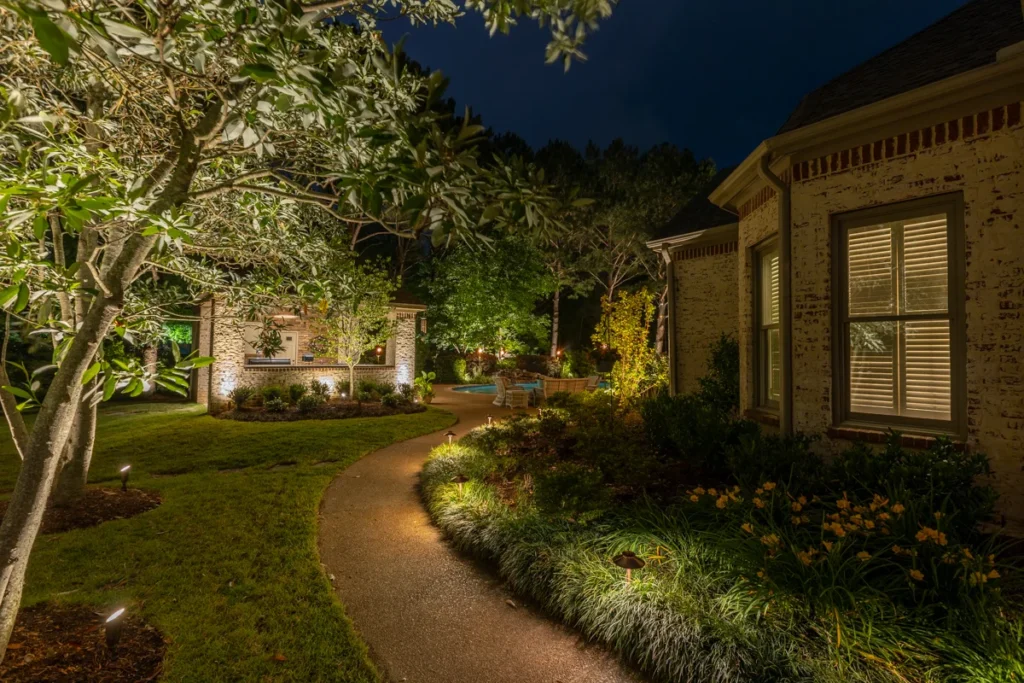 outdoor pathway lighting ideas